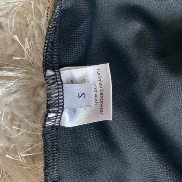 LuckyLeo Black Breeze Cap Sleeve Leotard - Picture 5 of 5